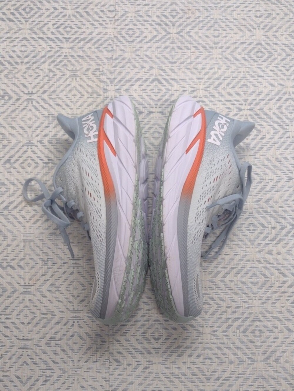 Hoka One One Clifton 8 Light Gray and Coral Athletic Shoe . - Picture 8 of 16